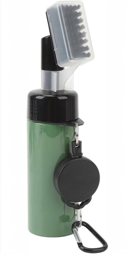 Maak je golftas compleet met de Stripe 2-in-1 Golfborstel Groen - inclusief waterreservoir en retainer clip! Slechts €19.99 voor een compact ontwerp dat al je golfclubs schoonhoudt. van Stripe.