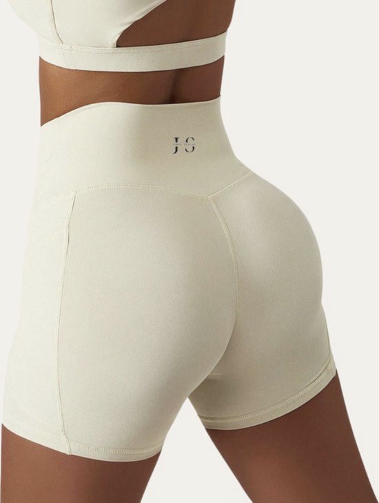 Maat: S - June Spring Sportlegging - Maat: S - Kleur: Offwhite / Gebroken Wit - Korte Broek / Shorts - Korte Legging - Korte Sportlegging - Short Legging - Dames Sportlegging - Fitness Outfit - Sportkleding - Legging met Zakken - Telefoonzak Legging