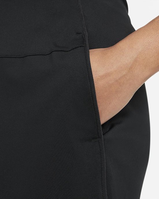 Nike Woman Uv Victory 17 Inch Skirt Black van Nike