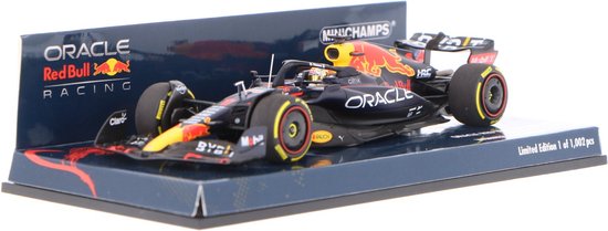Oracle Red Bull Racing RB18 #1 Winner Azerbaijan GP 2022 - 1:43 - Minichamps van Minichamps