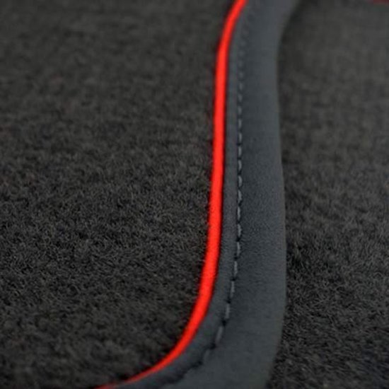 Premium Vloermatten voor Volkswagen Golf 7 en Golf 8 - Velours Automatten met Rode Sierband - 4-delig van premium
