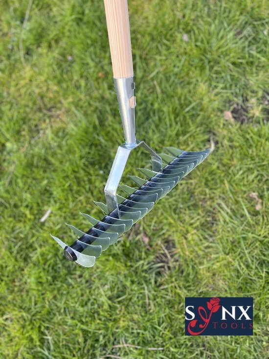 Synx Tools Verticuteerhark verzinkt - Gazonbeluchters - hark - Verticuteer / Harken - Bodembewerkers - Verticuteerharken - Tuinartikelen / Tuingereedschap - Inclusief Steel 150cm van Synx Tools