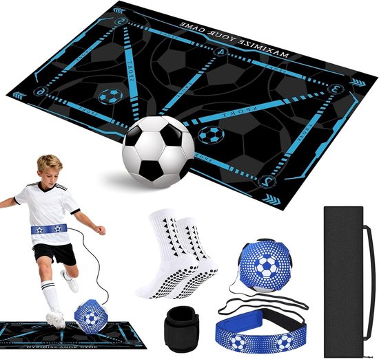 Voetbal Trainingsmat - Balcontrole Oefenmat - Voetbal Techniek Verbeteren - Strategisch Gemarkeerde Zones - 90 x 60 cm - Zwart